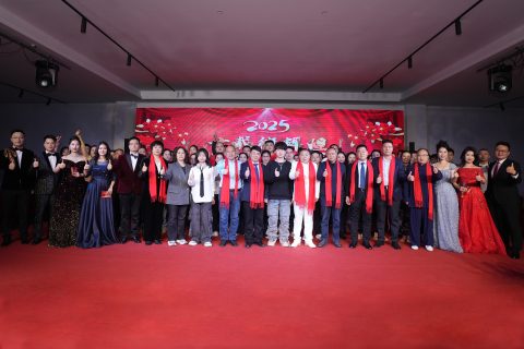 廿载铸辉煌，灵蛇迎新篇 | 必一耐材2025年会盛典圆满收官！